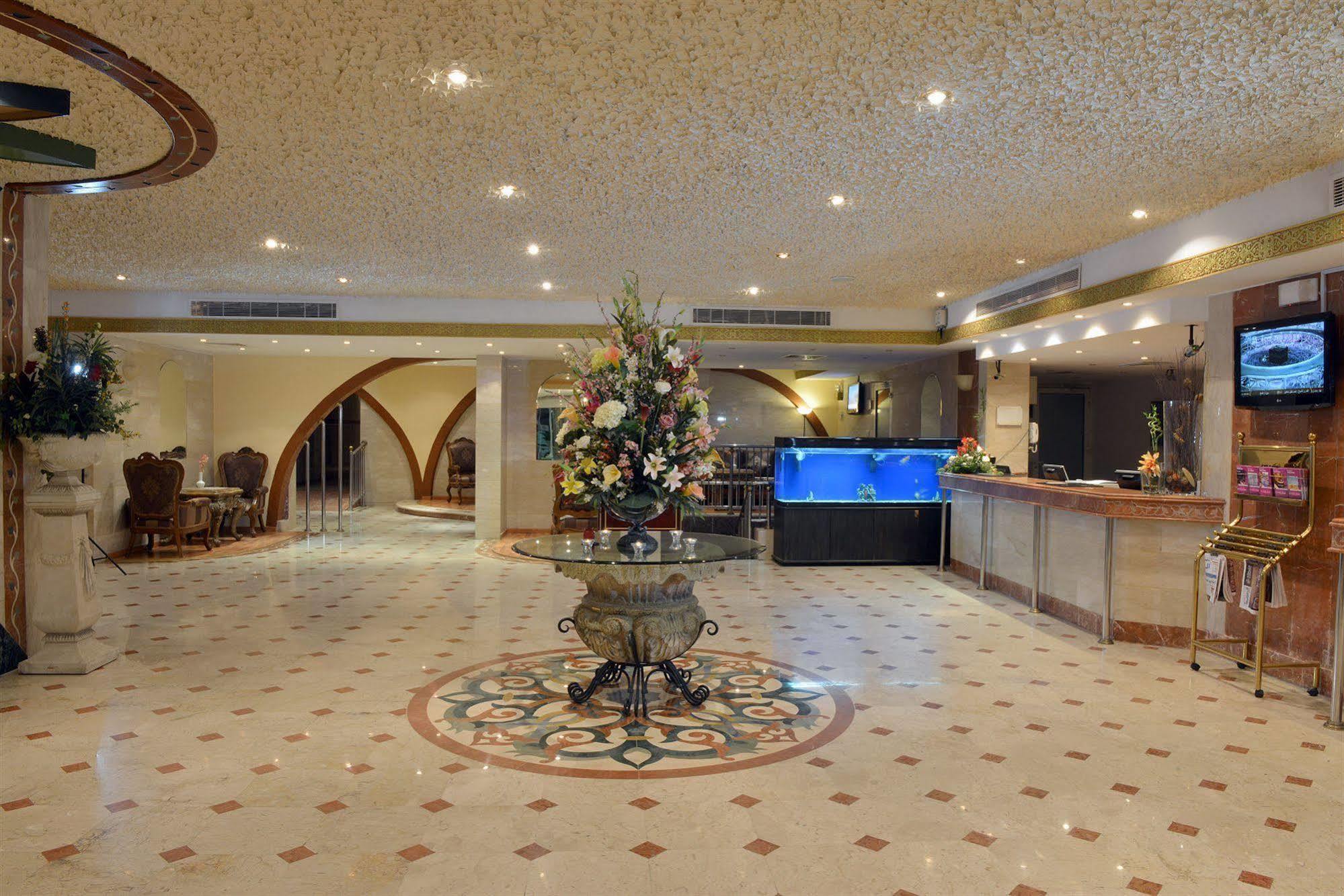 Boudl Palestine Aparthotel Jeddah Bagian luar foto